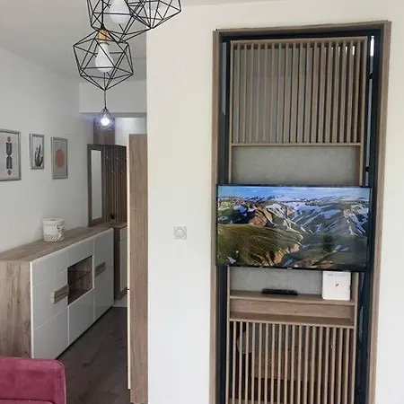 Cozy In At Perfect Location Daire